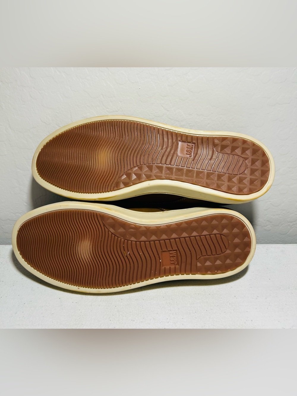 Johnston & Murphy Boys Size 6M Genuine Leather Brown Lace-Up Casual Shoes - Picture 3 of 5